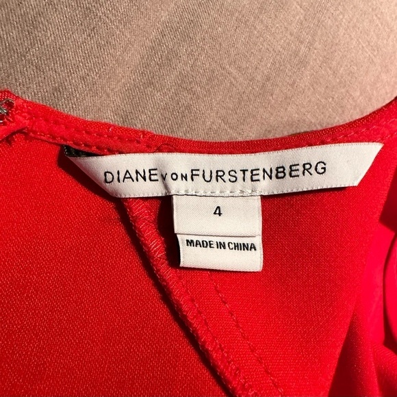 DVF Diane Von Furstenberg Red Dress Size 4 - Picture 5 of 5